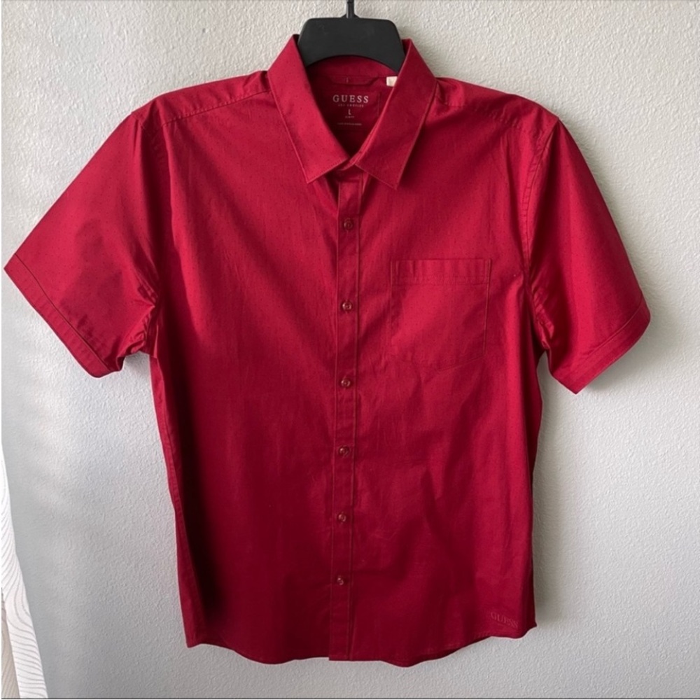 GUESS Men's Red Short Sleeve Shirt